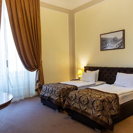 George Hotel Лвив Екстериор снимка