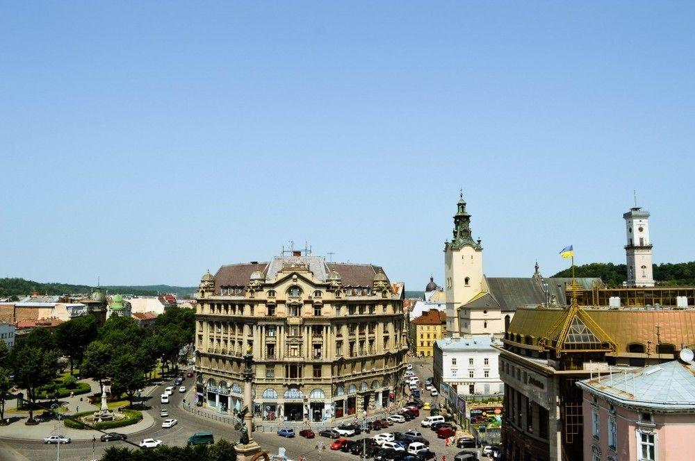 George Hotel Лвив Екстериор снимка