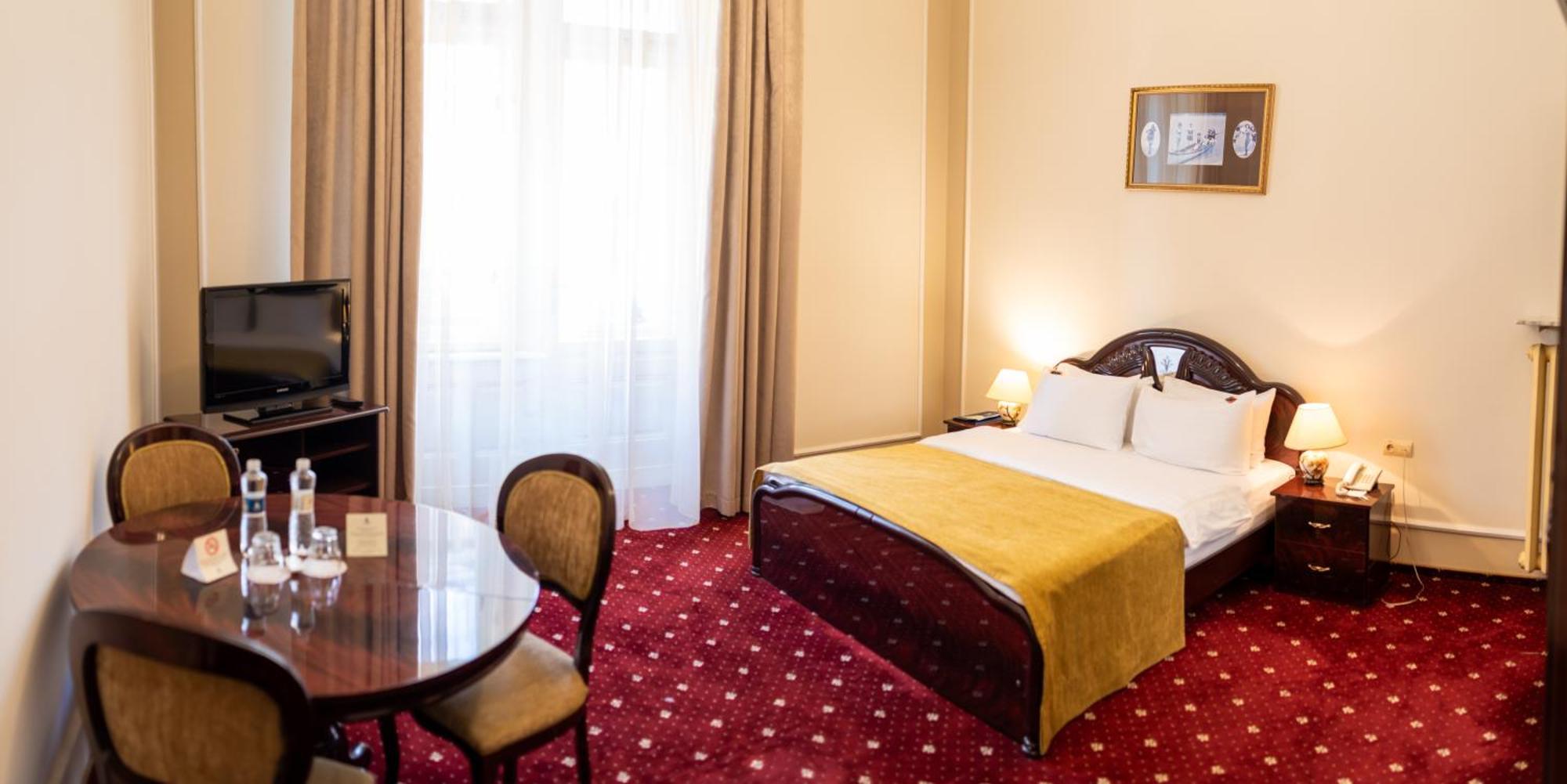 George Hotel Лвив Екстериор снимка