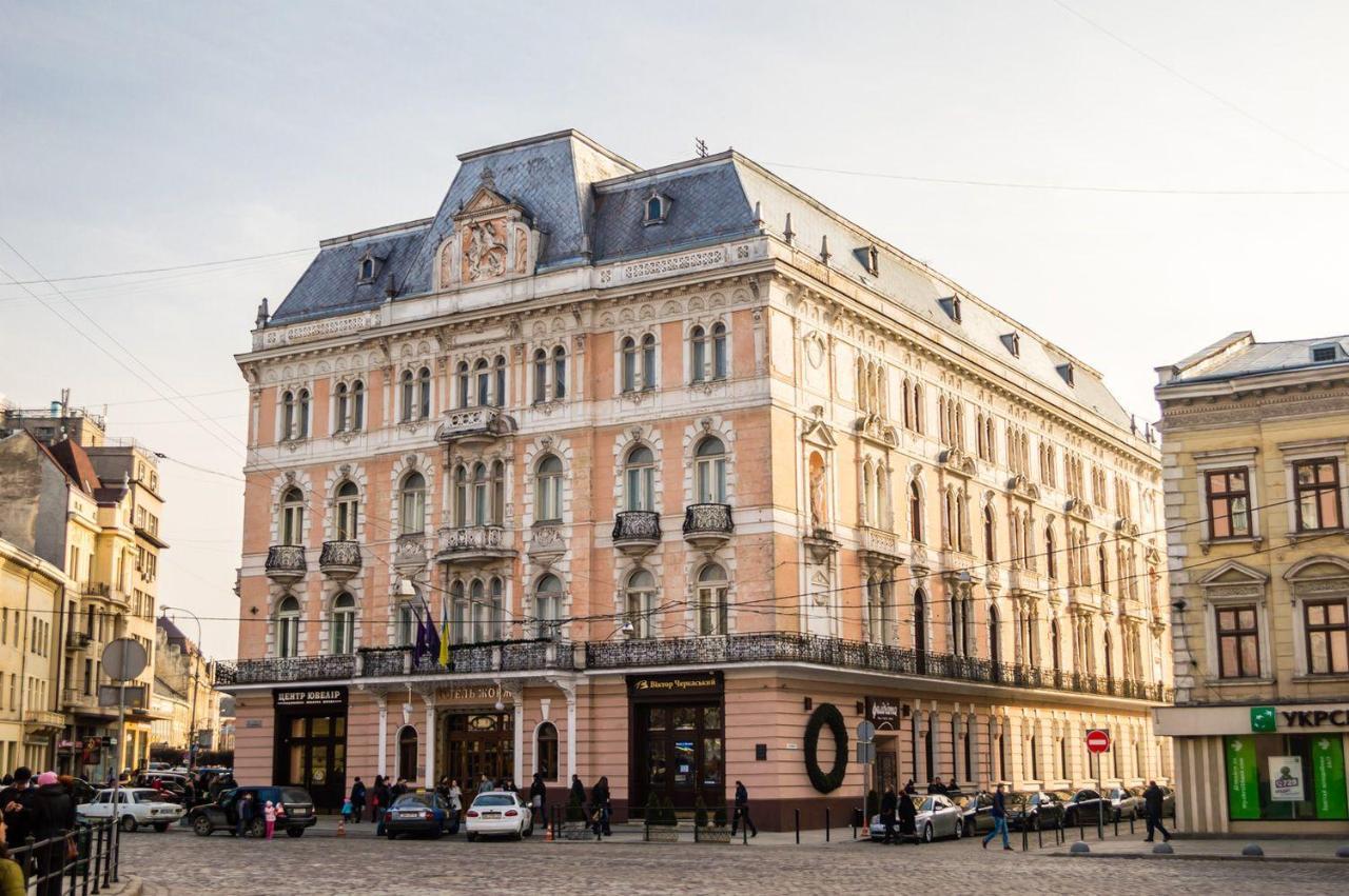 George Hotel Лвив Екстериор снимка